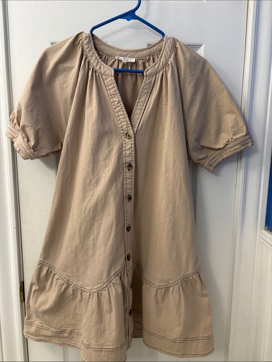 entro Dresses & Skirts - ENTRO thick cotton khaki button-front v-neck puff sleeve dress
